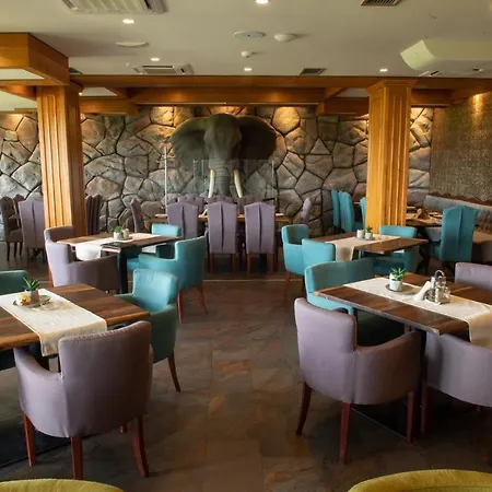 Zoo Misic Prenociste Otel