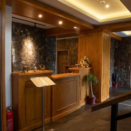 Zoo Misic Prenociste * Vranje