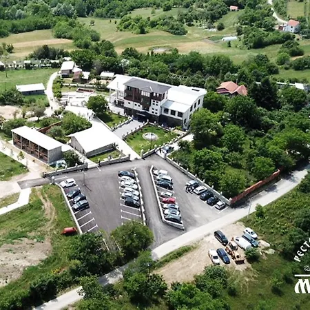 Zoo Misic Prenociste Hotel Vranje