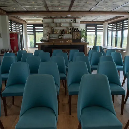 Zoo Misic Prenociste Vranje