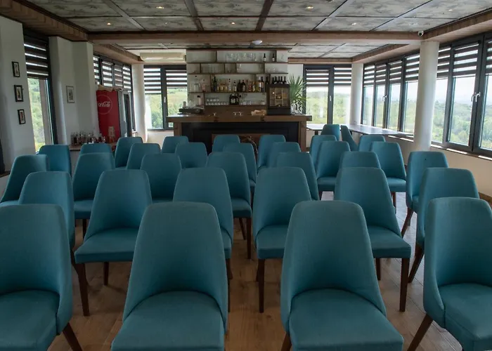 Zoo Misic Prenociste Vranje