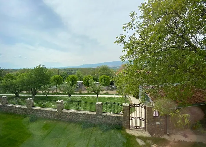 Zoo Misic Prenociste * Vranje