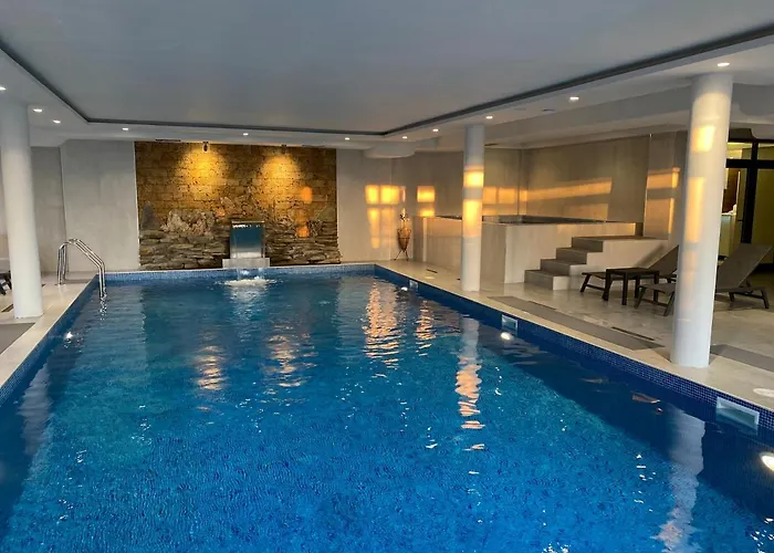 Zoo Misic Prenociste Hotel *